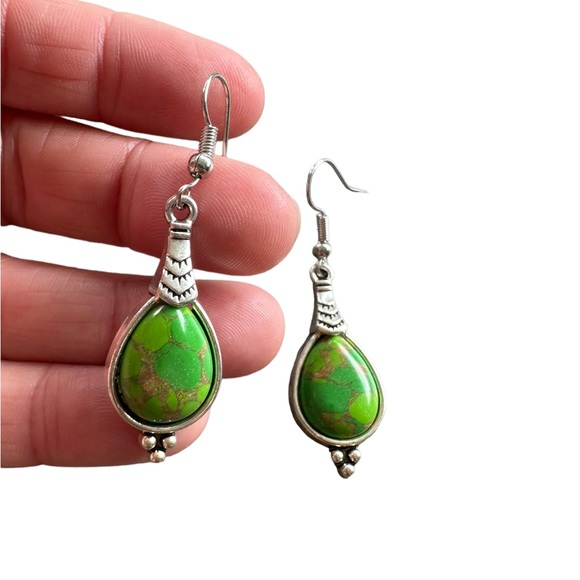 Boho Silver and Green Drop Style Earrings - Picture 7 of 7